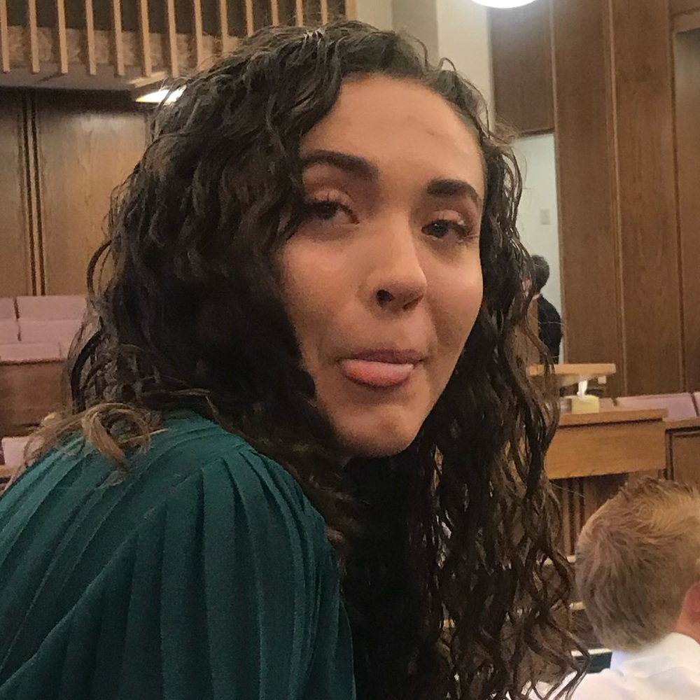 Meet your Posher, Cayla